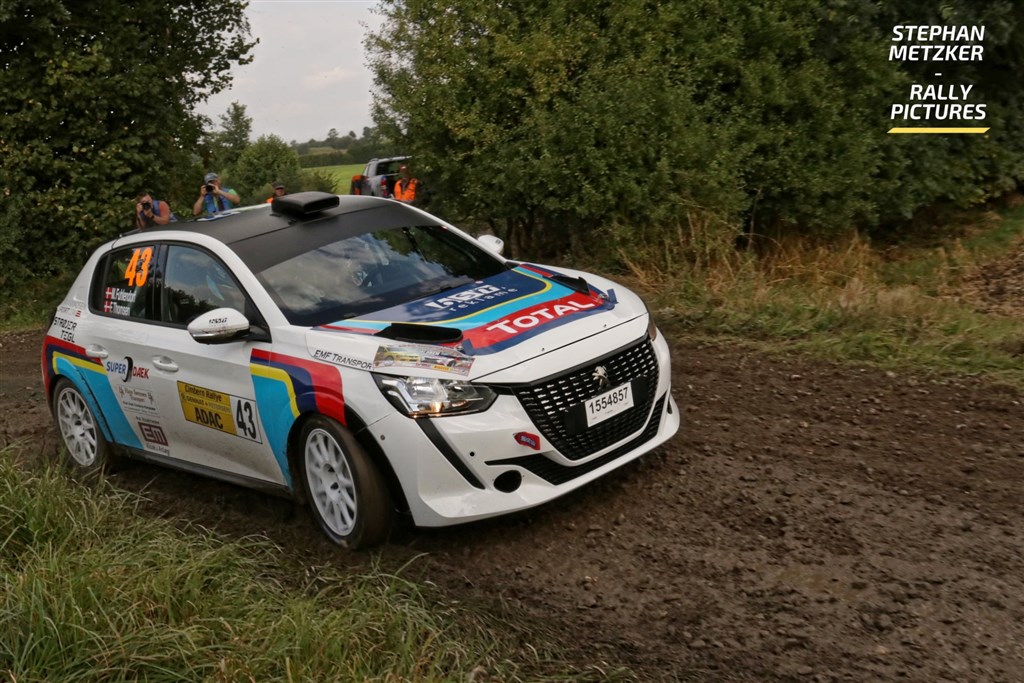 Mulighederne for at sætte bilen i et stengærde eller en grøft var store ved Cimbern Rallye 2021.